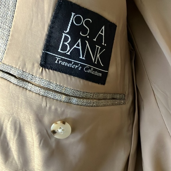 NWT Jos. A. Bank Traveller’s collection Classic Beige plaid Blazer sport coat - Picture 4 of 8